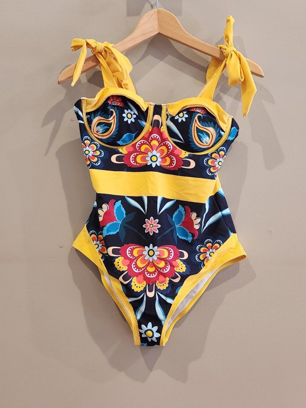Floral One Piece Swimsuit With Matching Sarong Cover Up Medium - Picture 2 of 4